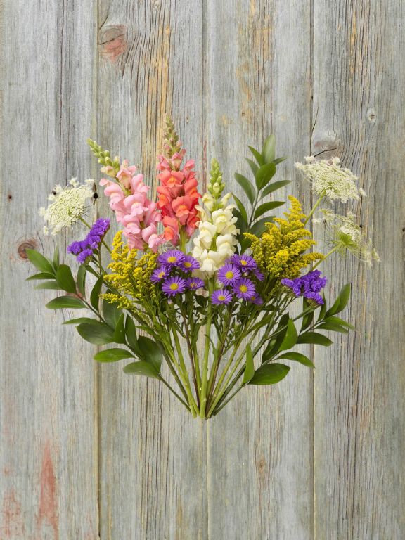 ECUADOR GROWN ASSORTED FLOWERS COMBO BOX RL